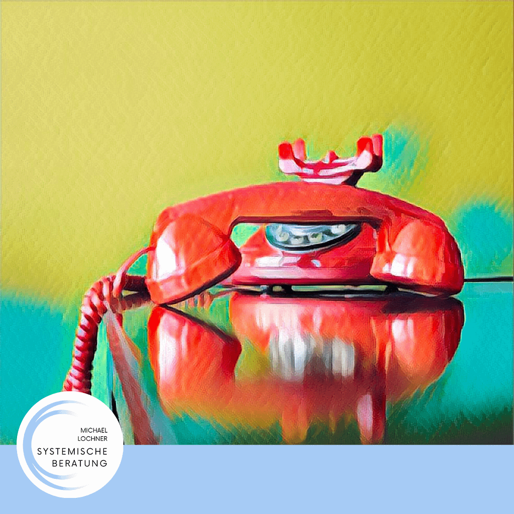 Ein rotes Telefon.